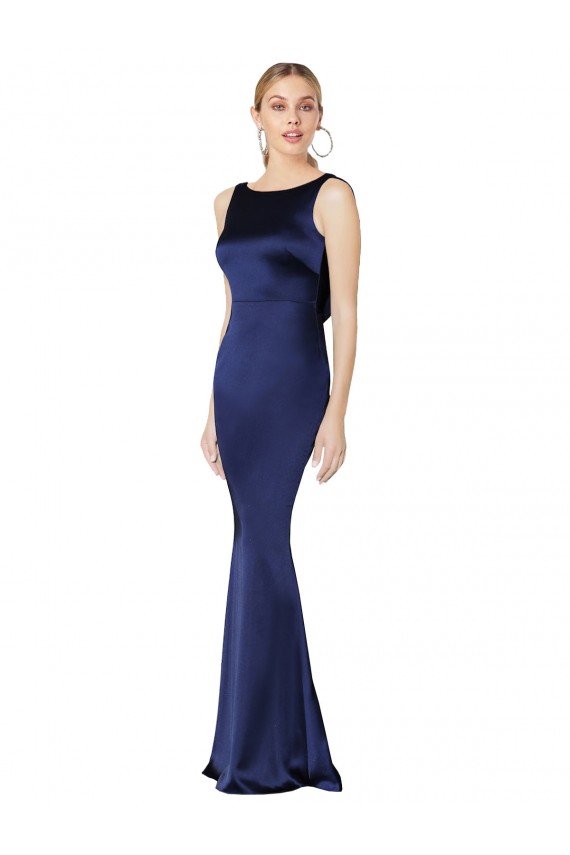 Sleeveless Dark Navy Low Back Sheath Halter Neck Formal Evening Dress