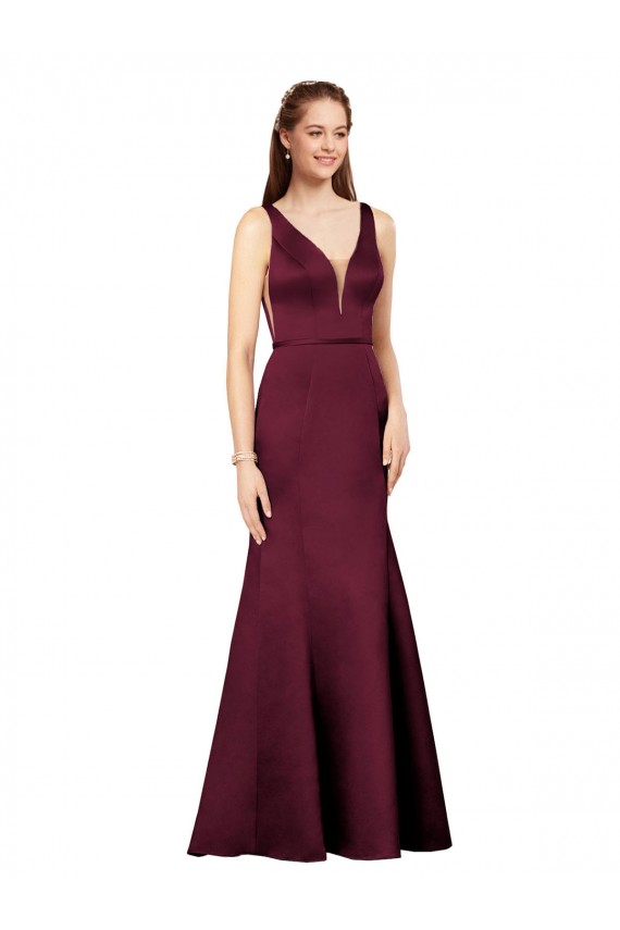 Sleeveless Burgundy V-Back Sheath V-Neck Formal Evening Dress